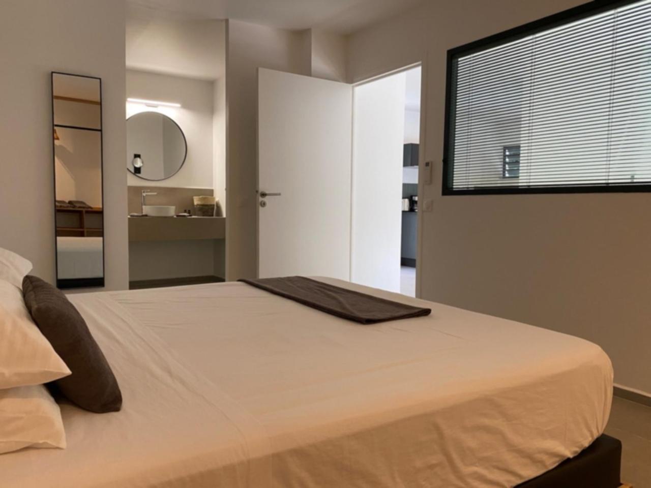 דסהייס Hotel Lune De Miel מראה חיצוני תמונה